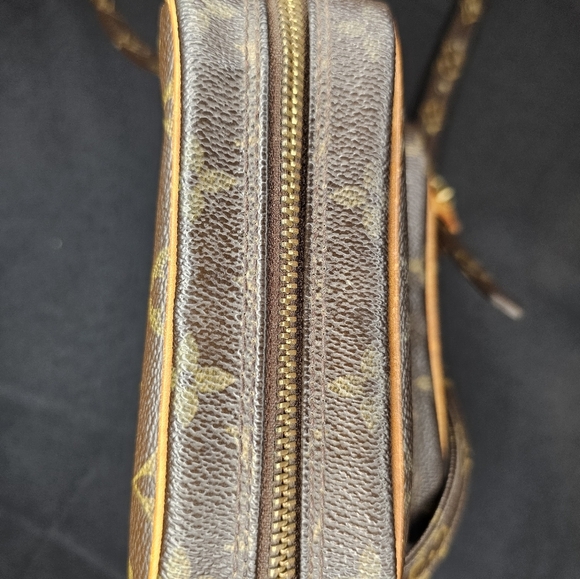 Louis Vuitton Amazone Crossbody Bag - Picture 6 of 14